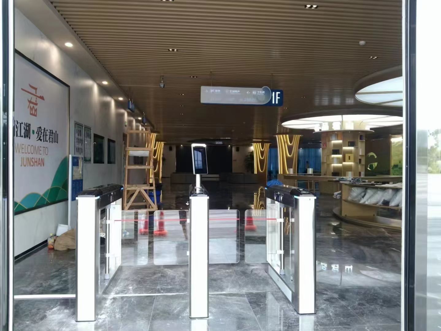 tandem turnstile