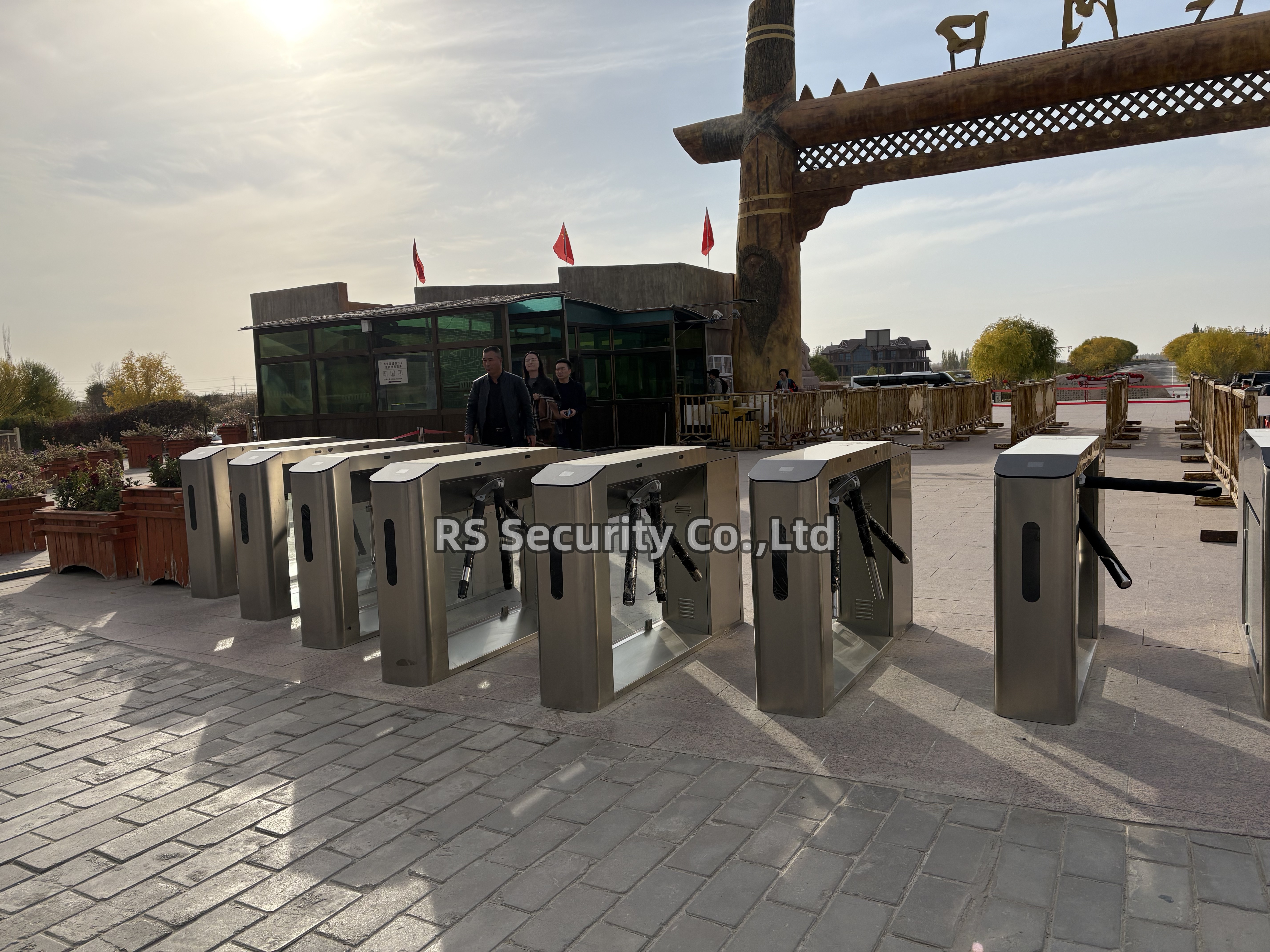 barriers turnstiles