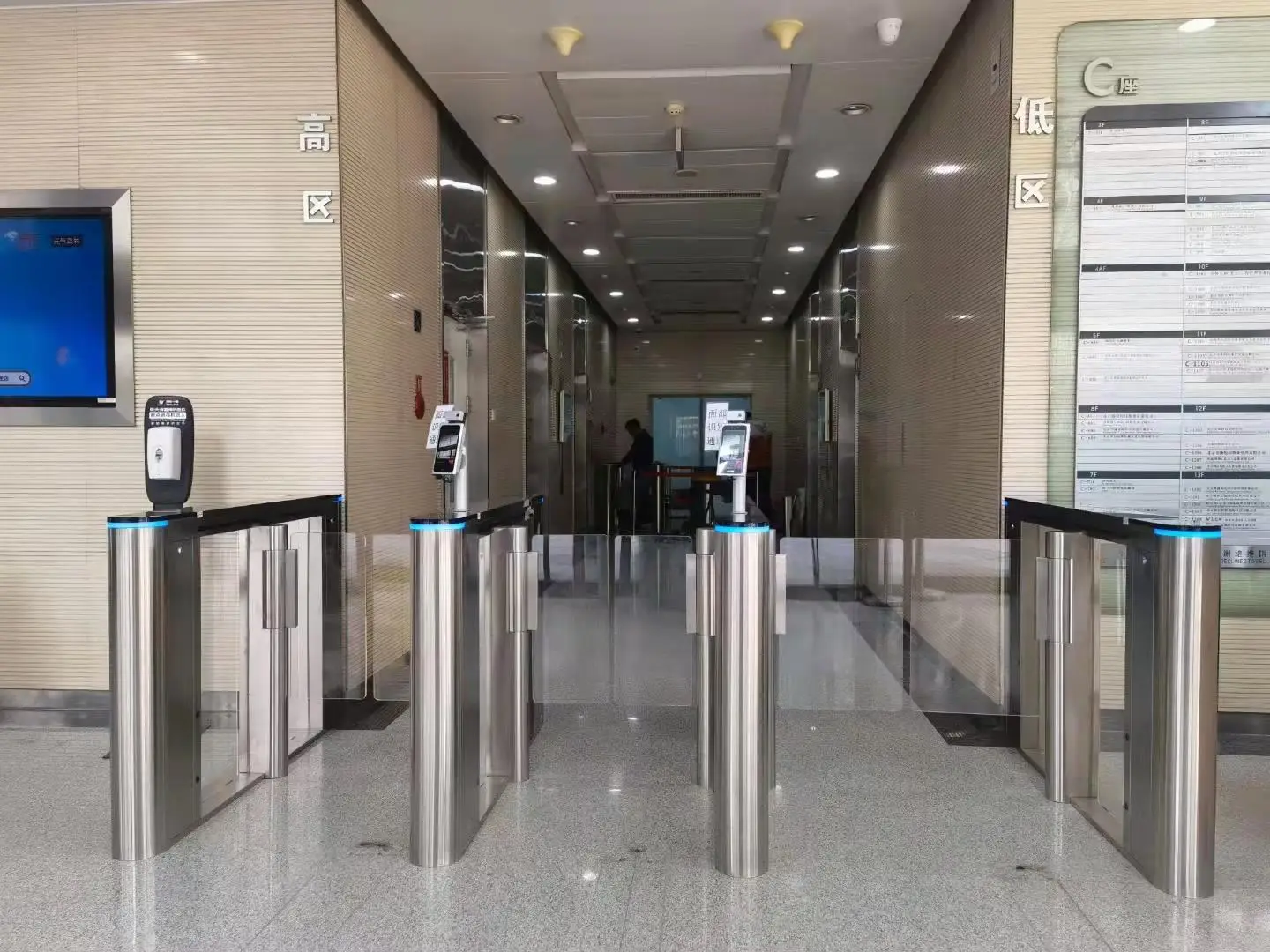 The Benefits of Touchless Turnstile Gates